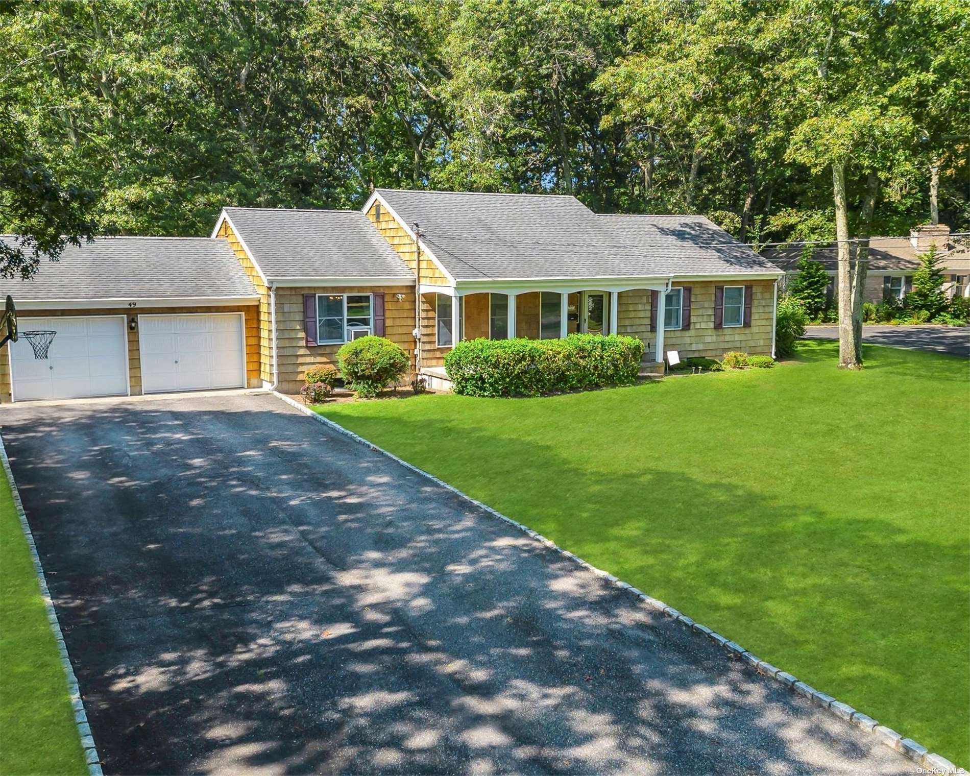 Property Photo:  49 Daly Court  NY 11901 