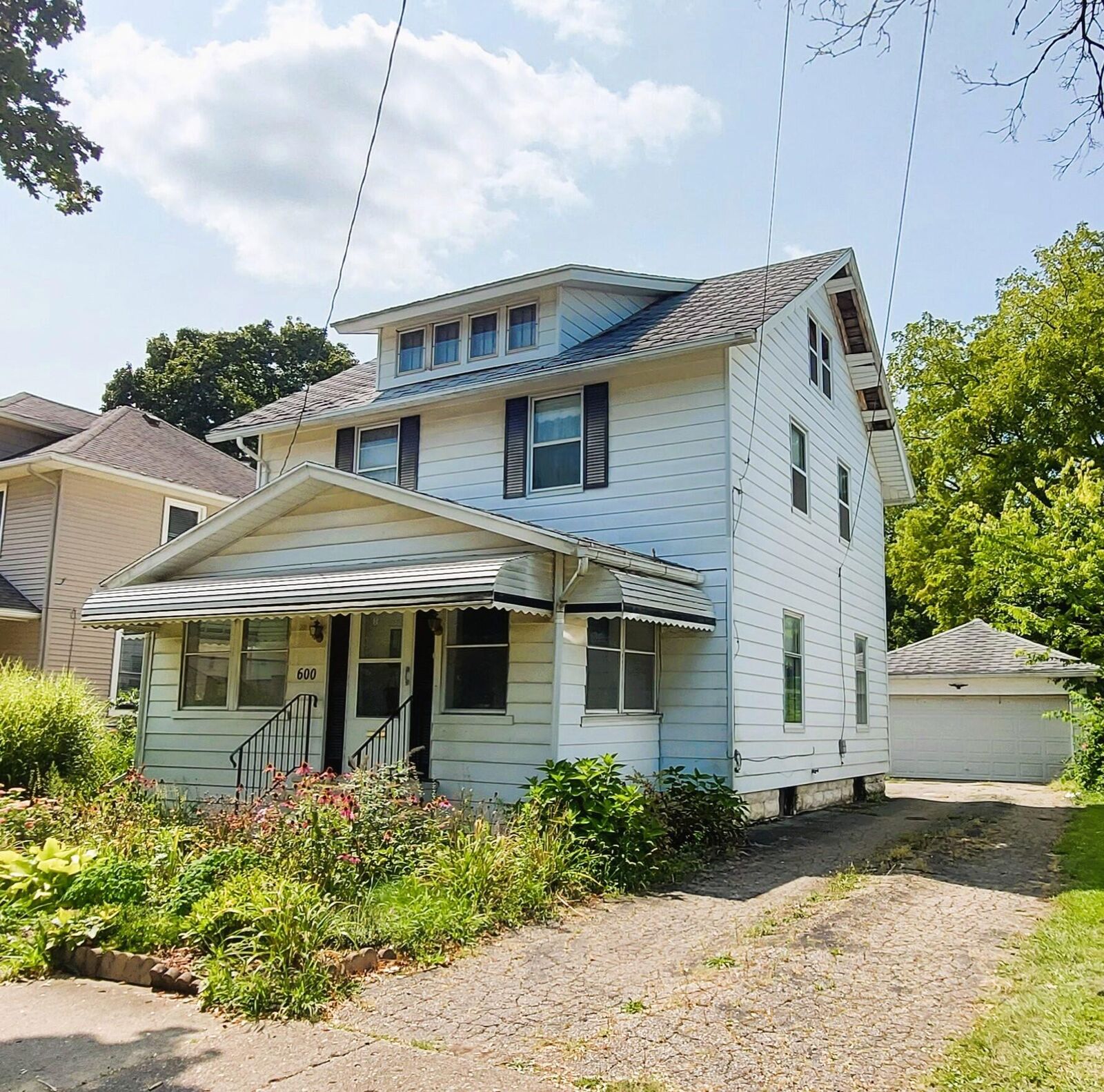 Property Photo:  600 S West Avenue  MI 49203 