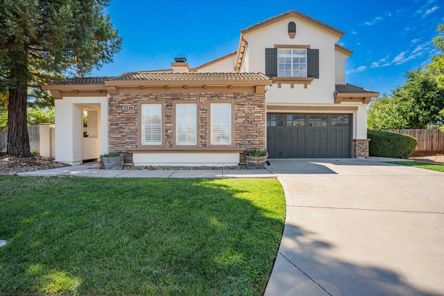 Property Photo:  7926 Faldo Court  CA 95829 