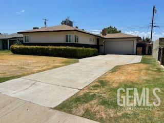 Property Photo:  1717 Hodges Avenue  CA 93304 