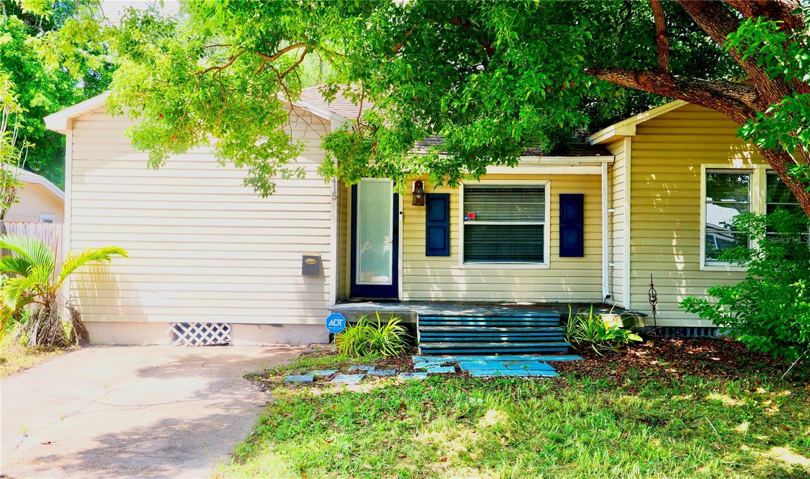 Property Photo:  5415 5th Avenue N  FL 33710 