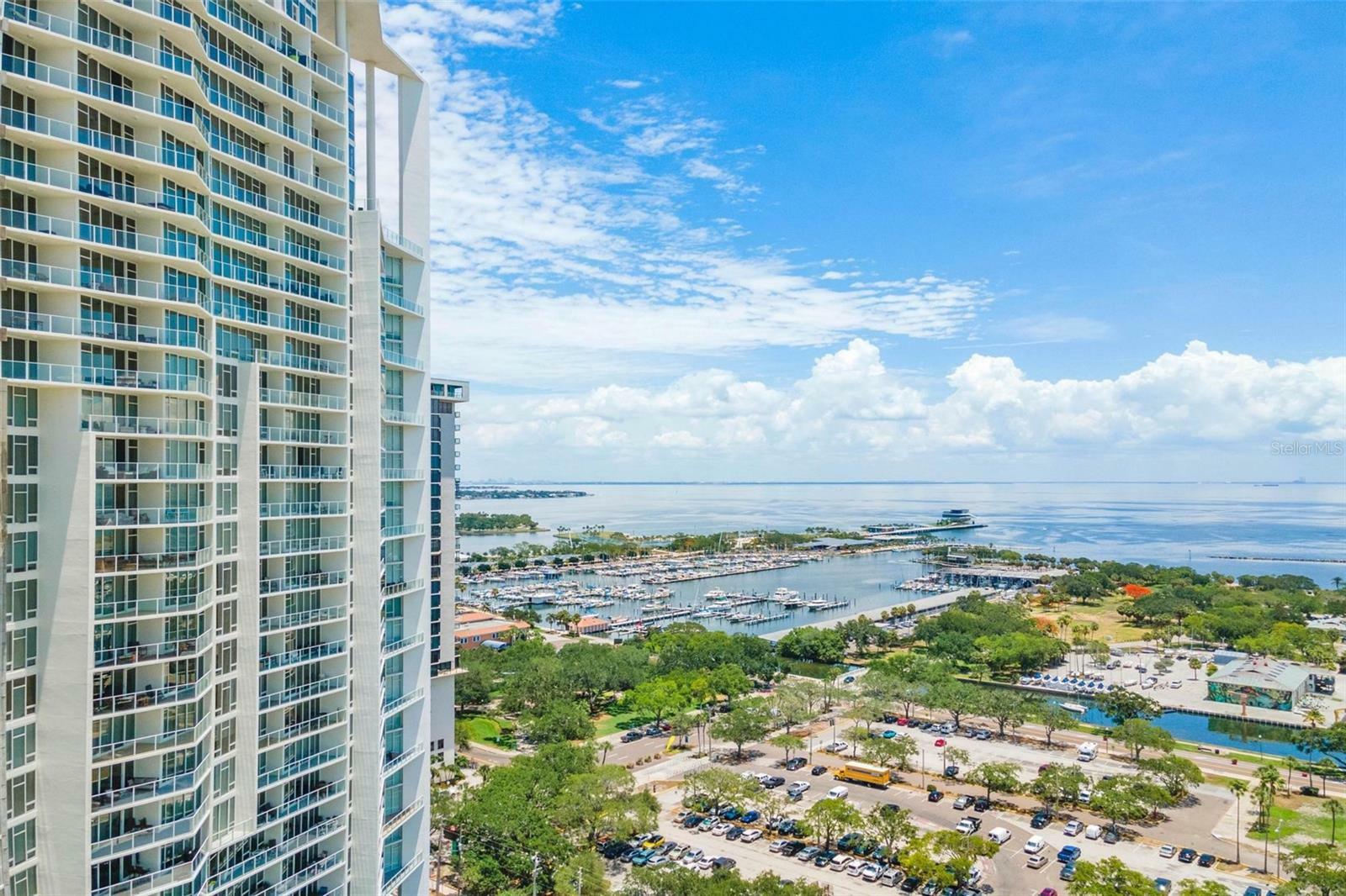 Property Photo: 175 1st Street S 906 FL 33701