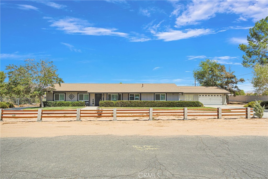 Property Photo: 13609 Jicarilla Road CA 92308