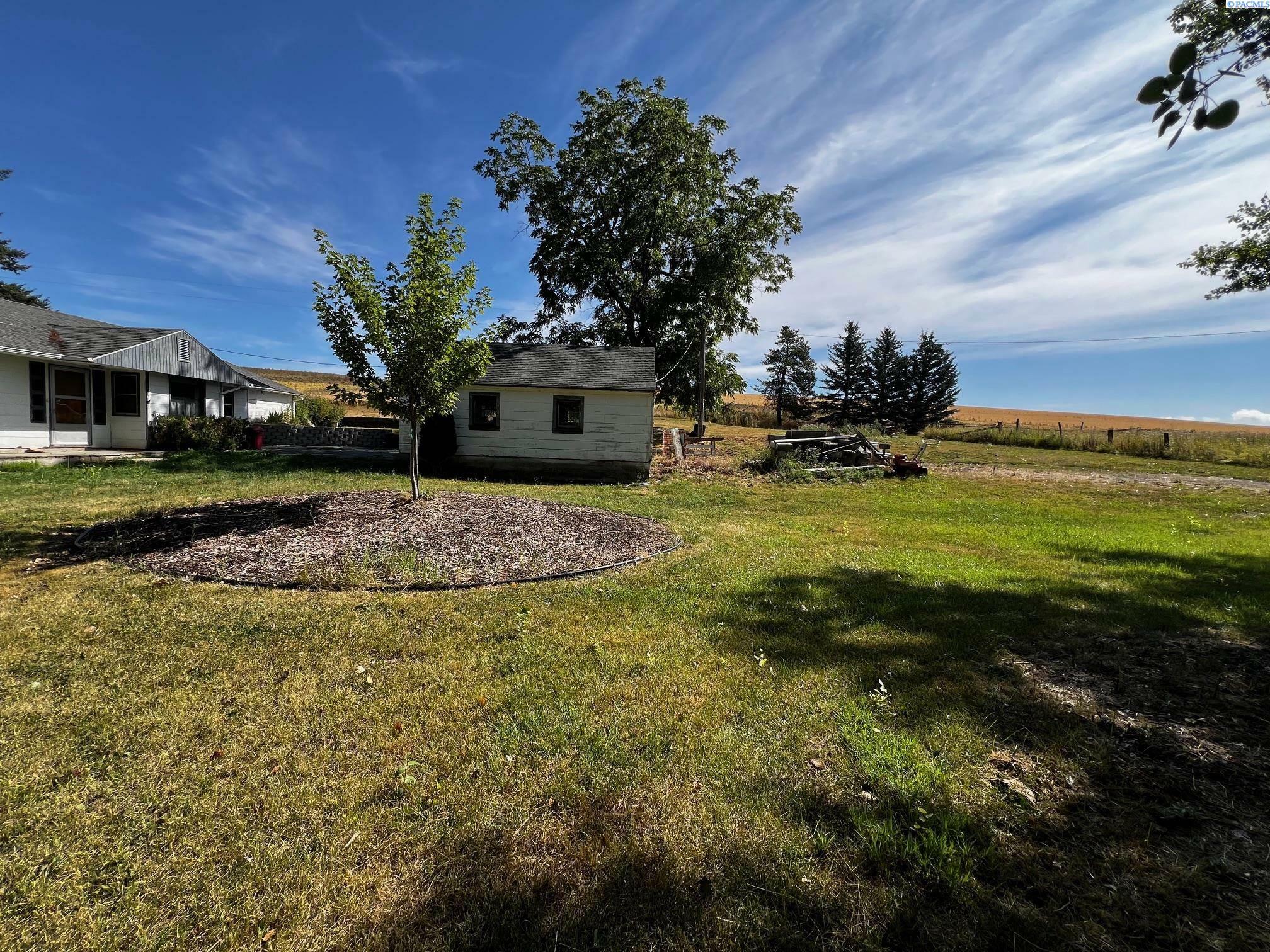 Property Photo:  1422 Palouse-Albion Rd  WA 99163 