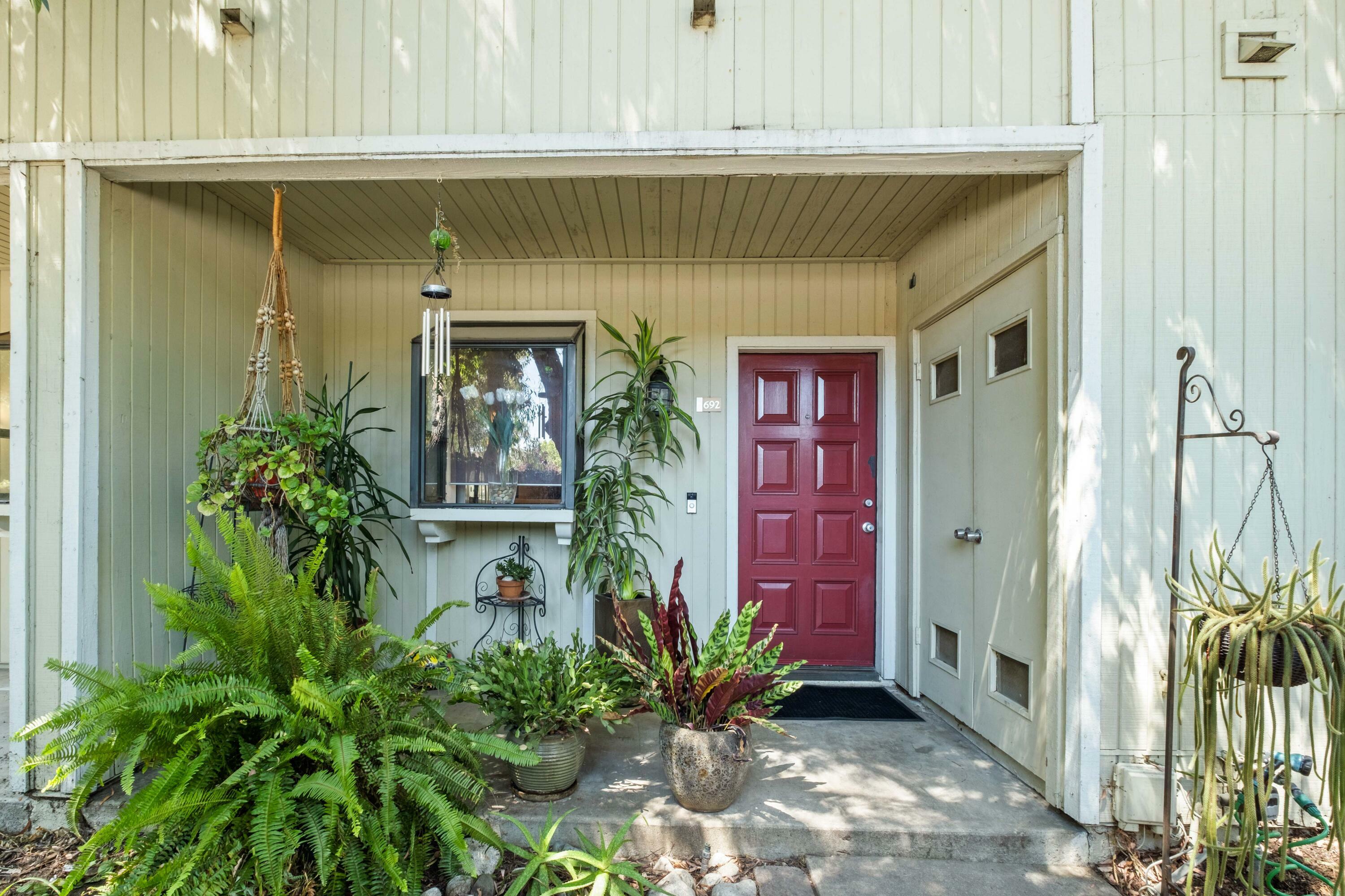 Property Photo:  692 Sycamore Avenue  CA 91711 