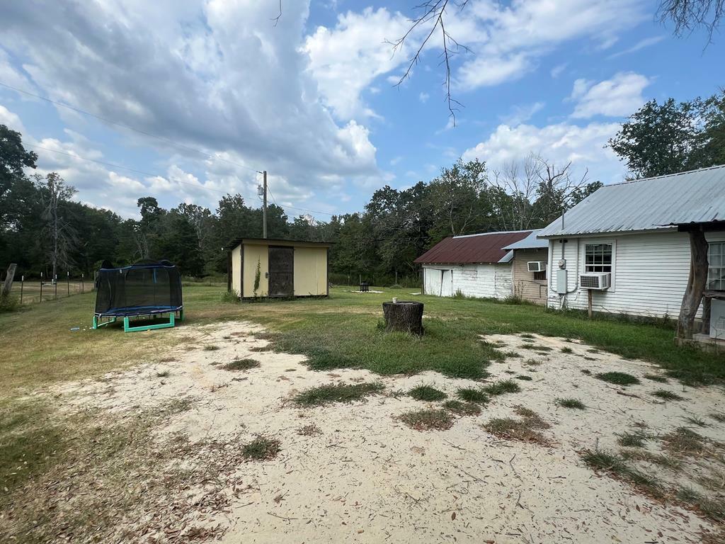 Property Photo:  1026 Berry Road  TX 75904 