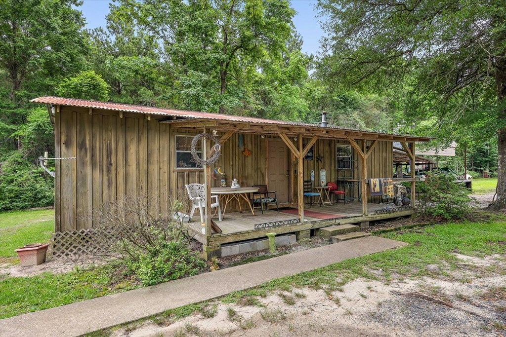 Property Photo:  155 B Country Craft Road  TX 74904 