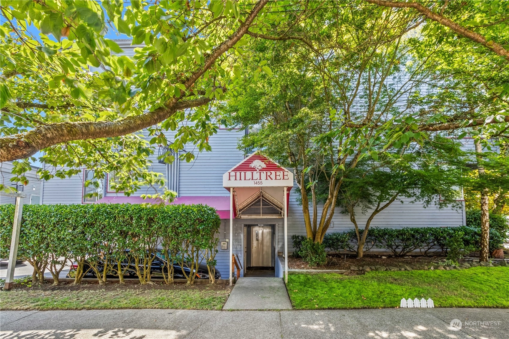 Property Photo:  1455 E Harrison Street C8  WA 98102 