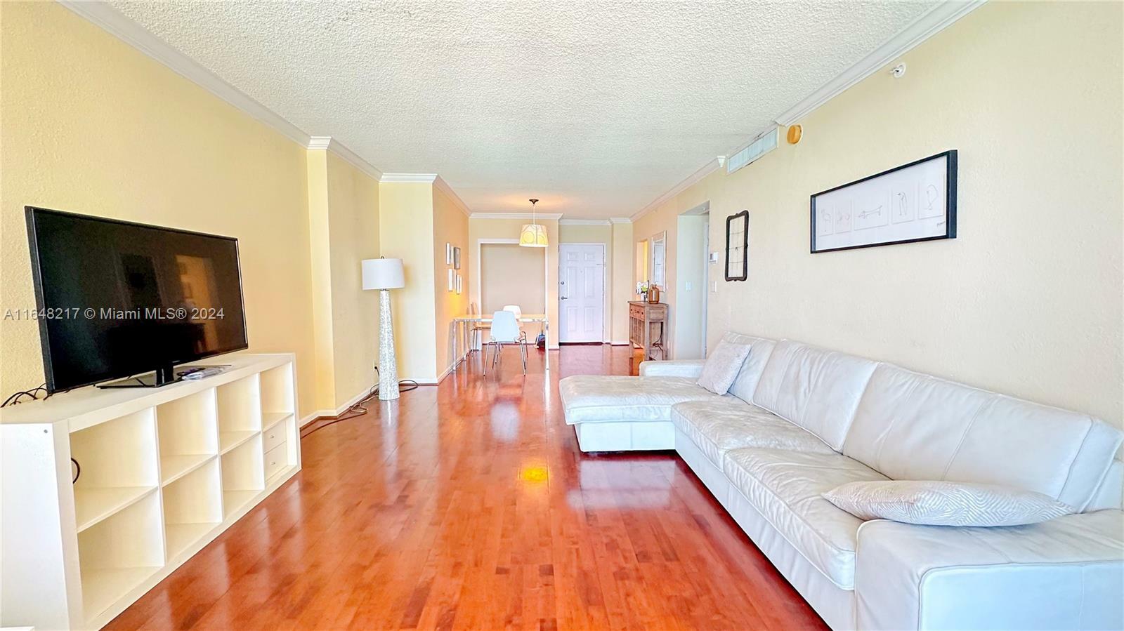 Property Photo:  2501 S Ocean Dr 820  FL 33019 