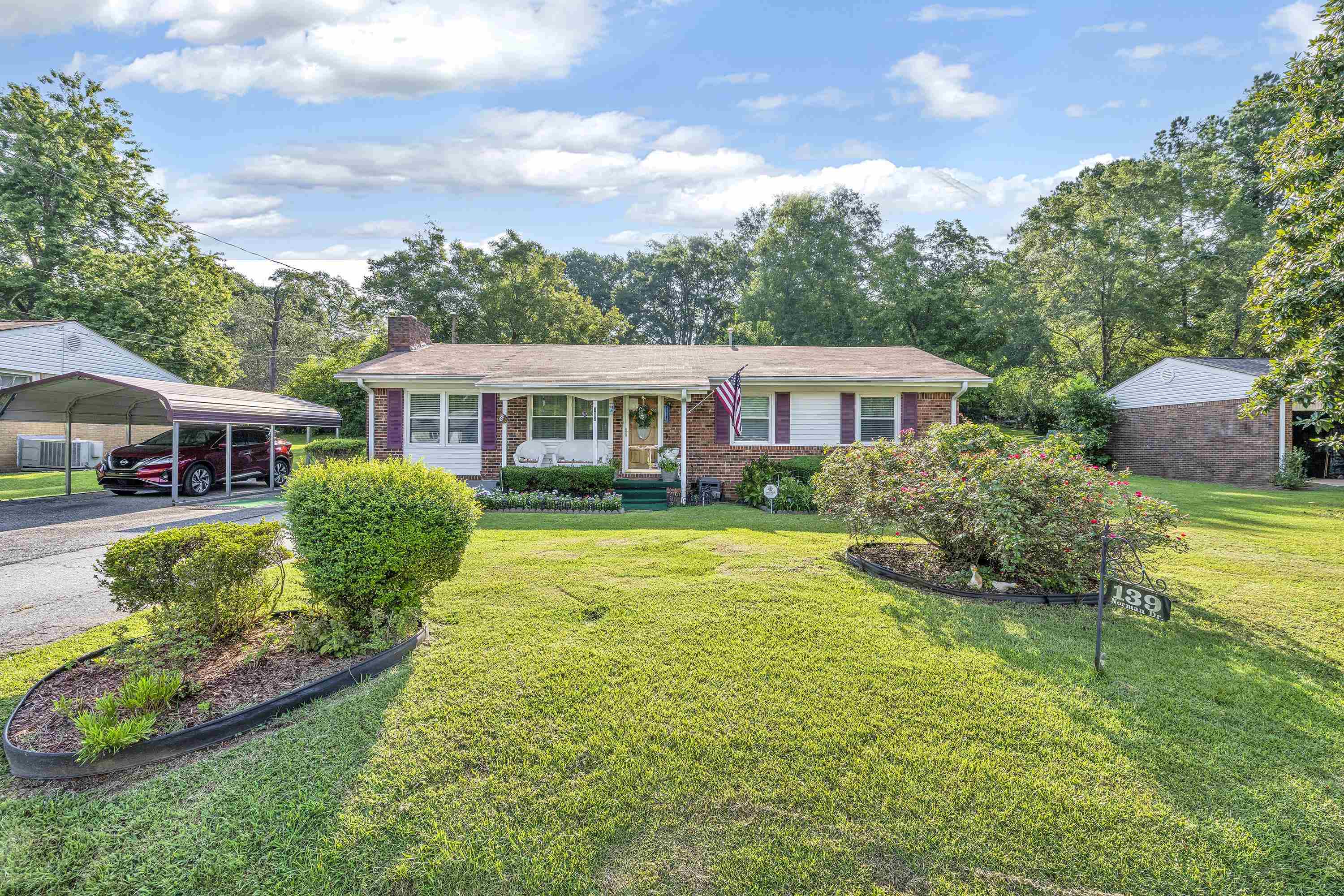 Property Photo:  139 Norman Drive  SC 29376 