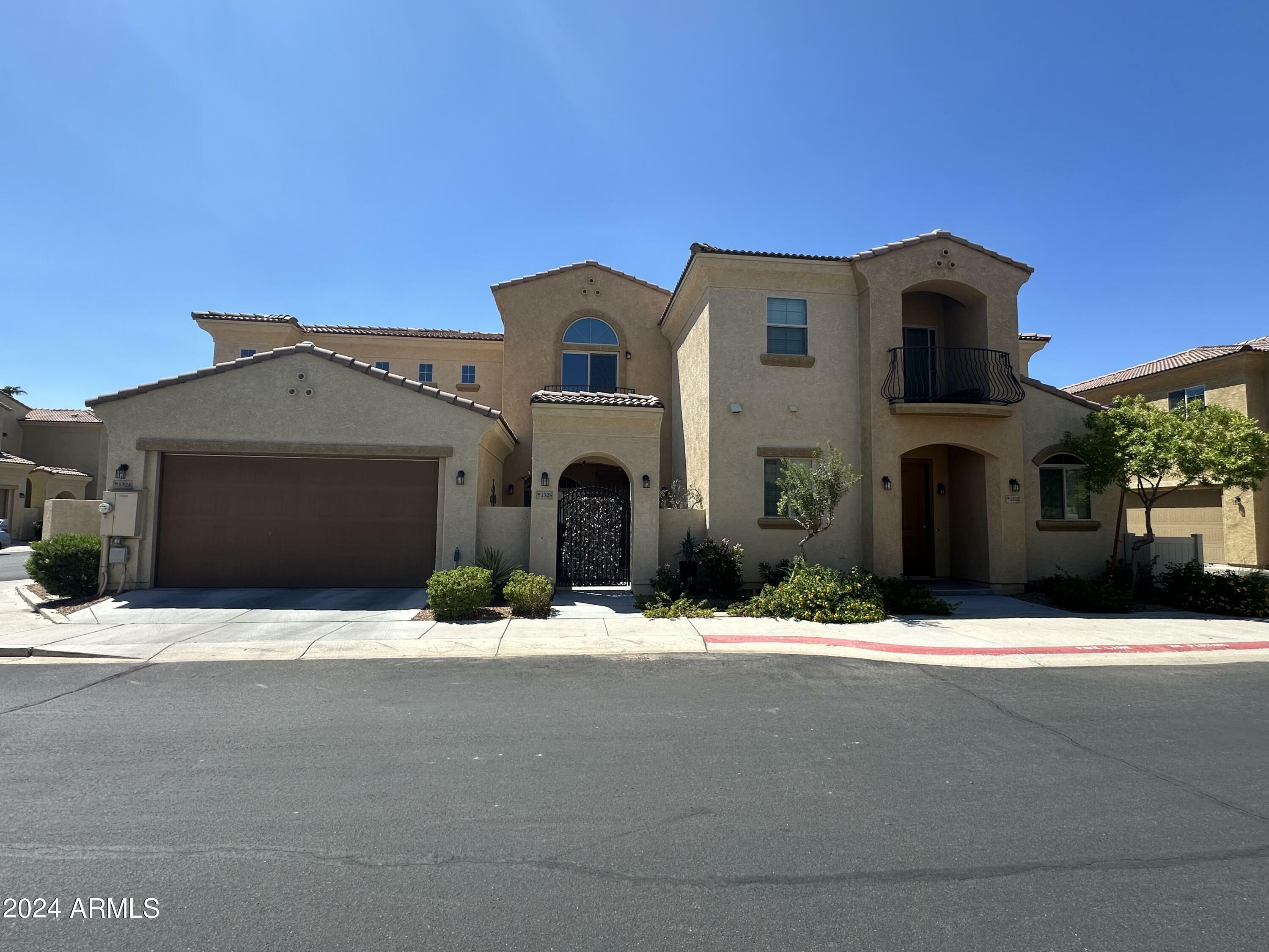 Property Photo:  1367 S Country Club Drive 1323  AZ 85210 