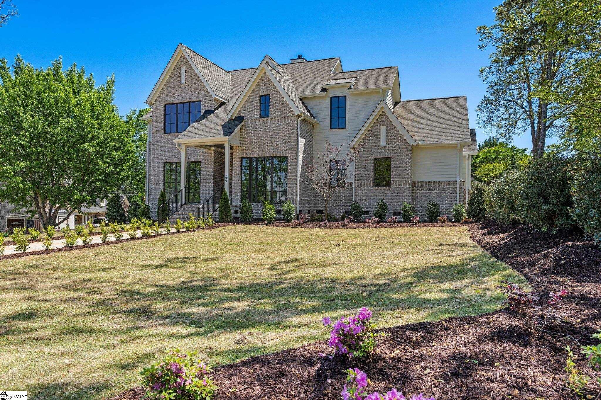 Property Photo: 144 E Tallulah Drive SC 29605