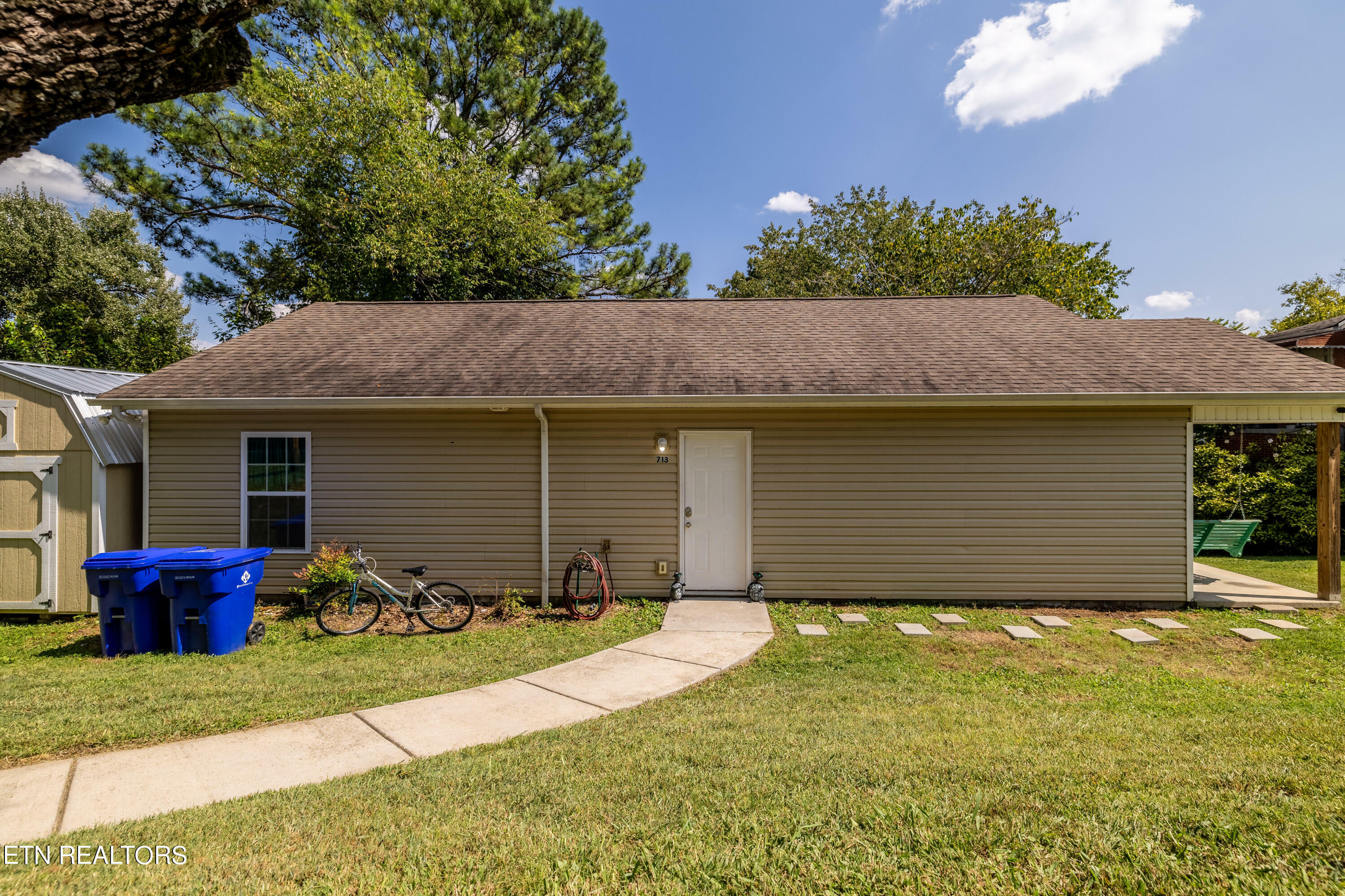 Property Photo:  713 Shaw St  TN 37716 