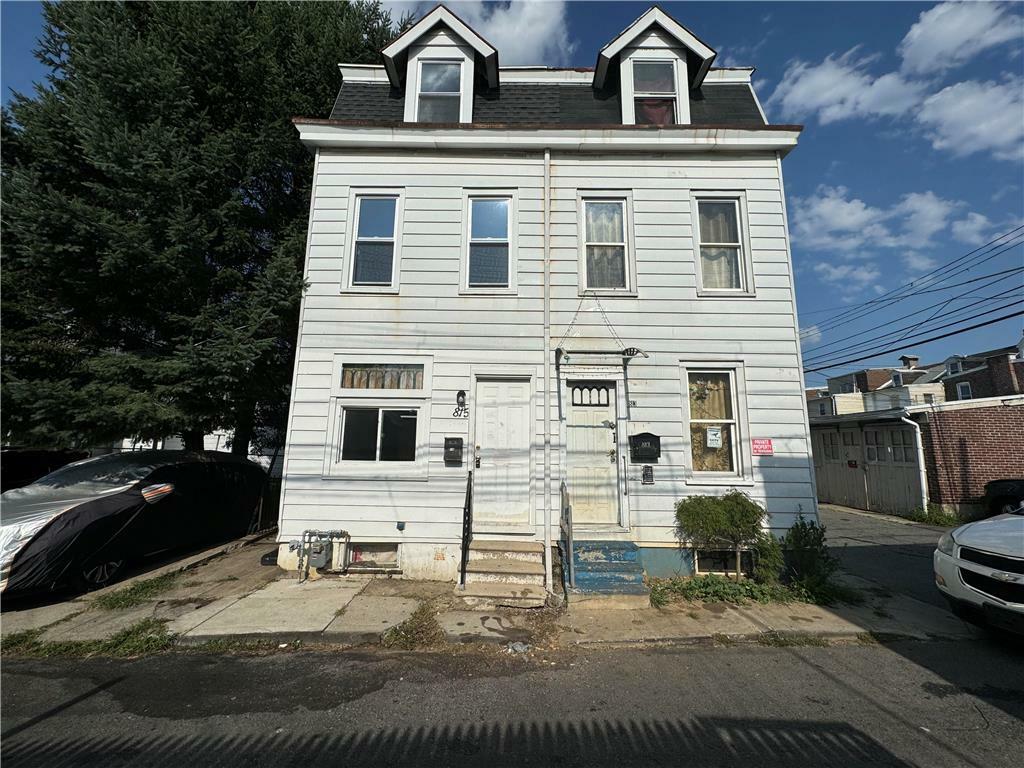 815 North Silk Street  Allentown City PA 18102 photo