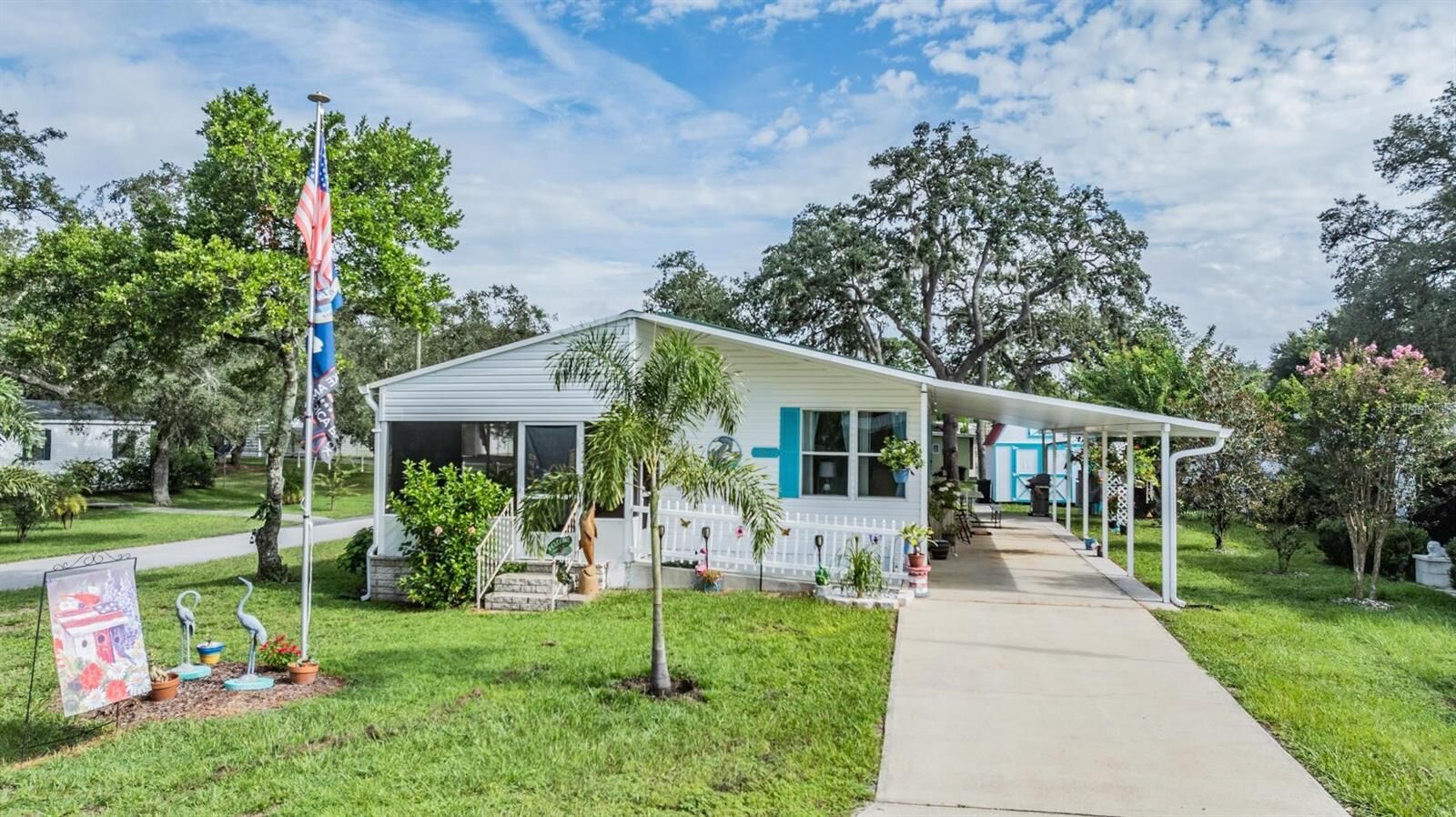 Property Photo:  34875 Romar Street  FL 33523 