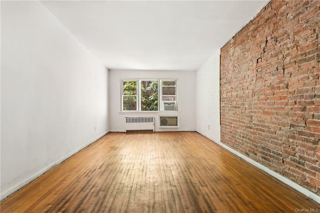 Property Photo:  130 E 17th Street 5C  NY 10003 