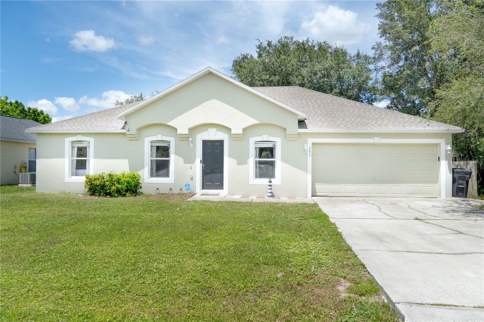 Property Photo:  303 Kingfish Drive  FL 34759 