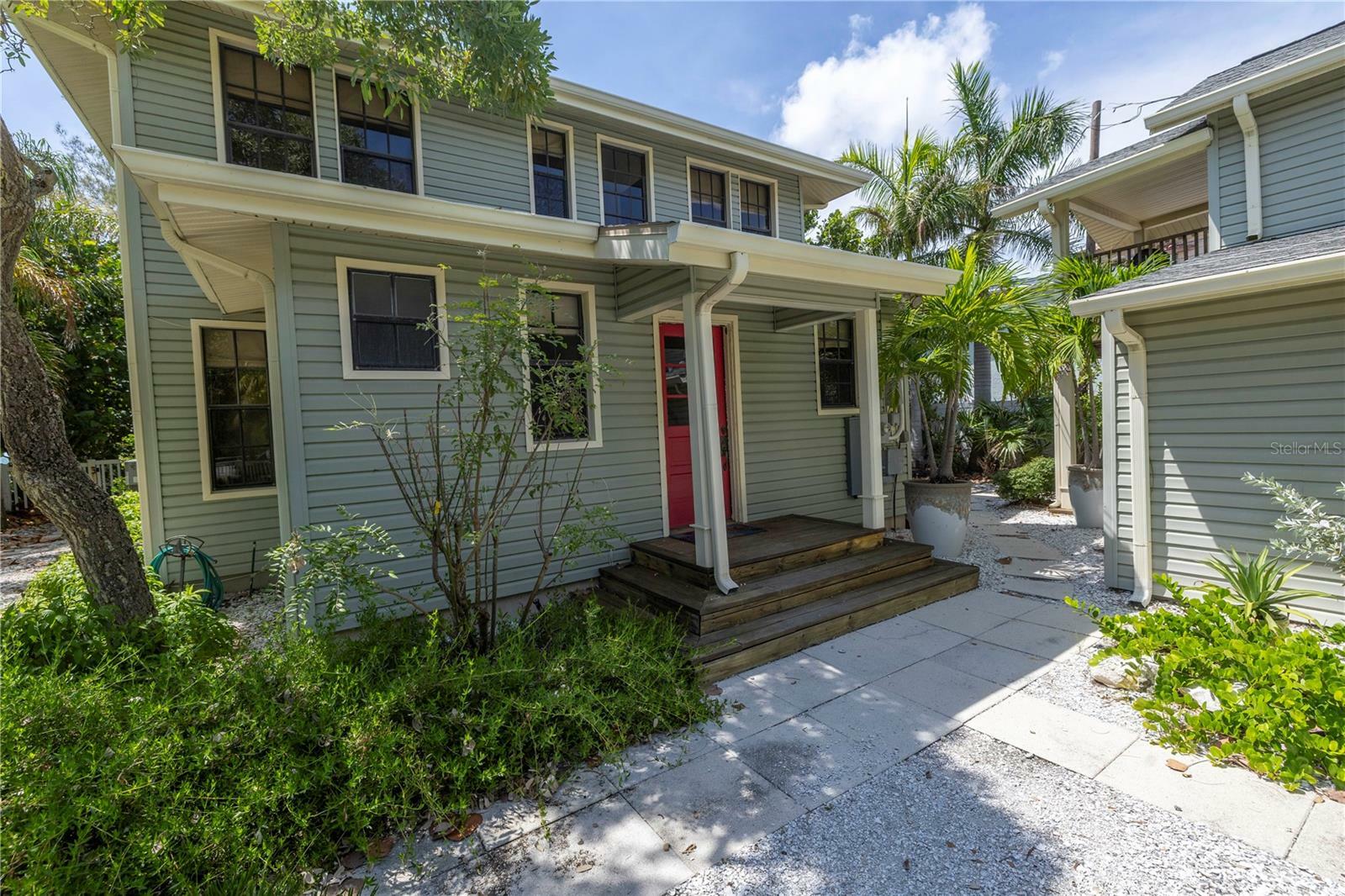 Property Photo:  516 Gulf Boulevard  FL 33785 