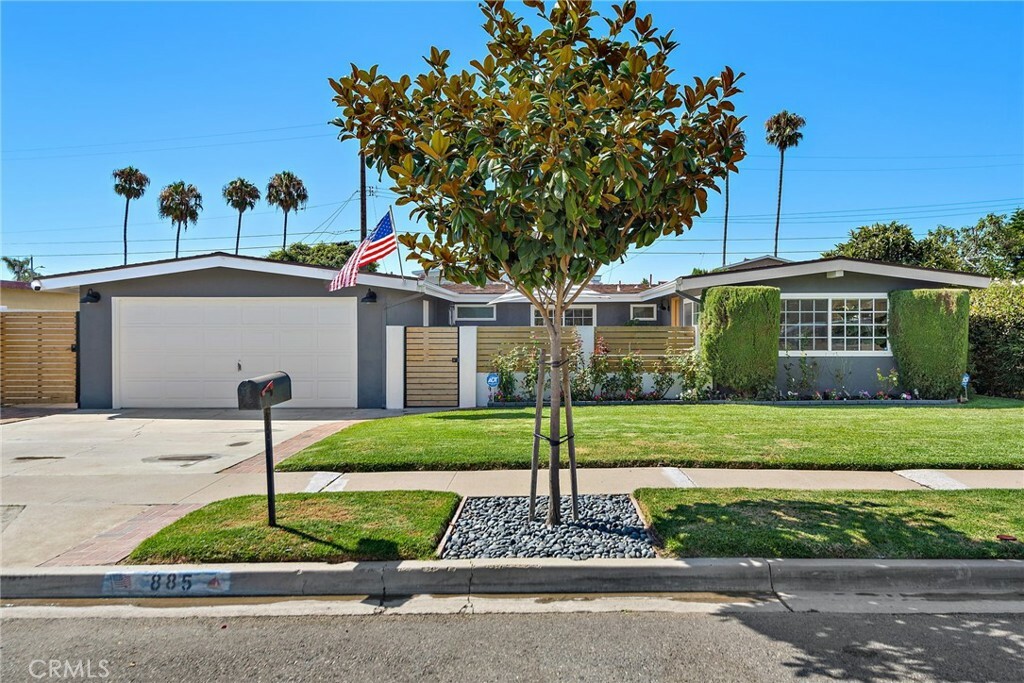 885 Capital Street  Costa Mesa CA 92627 photo