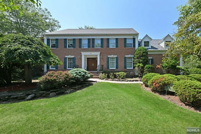 Property Photo:  28 Hutton Drive  NJ 07430 