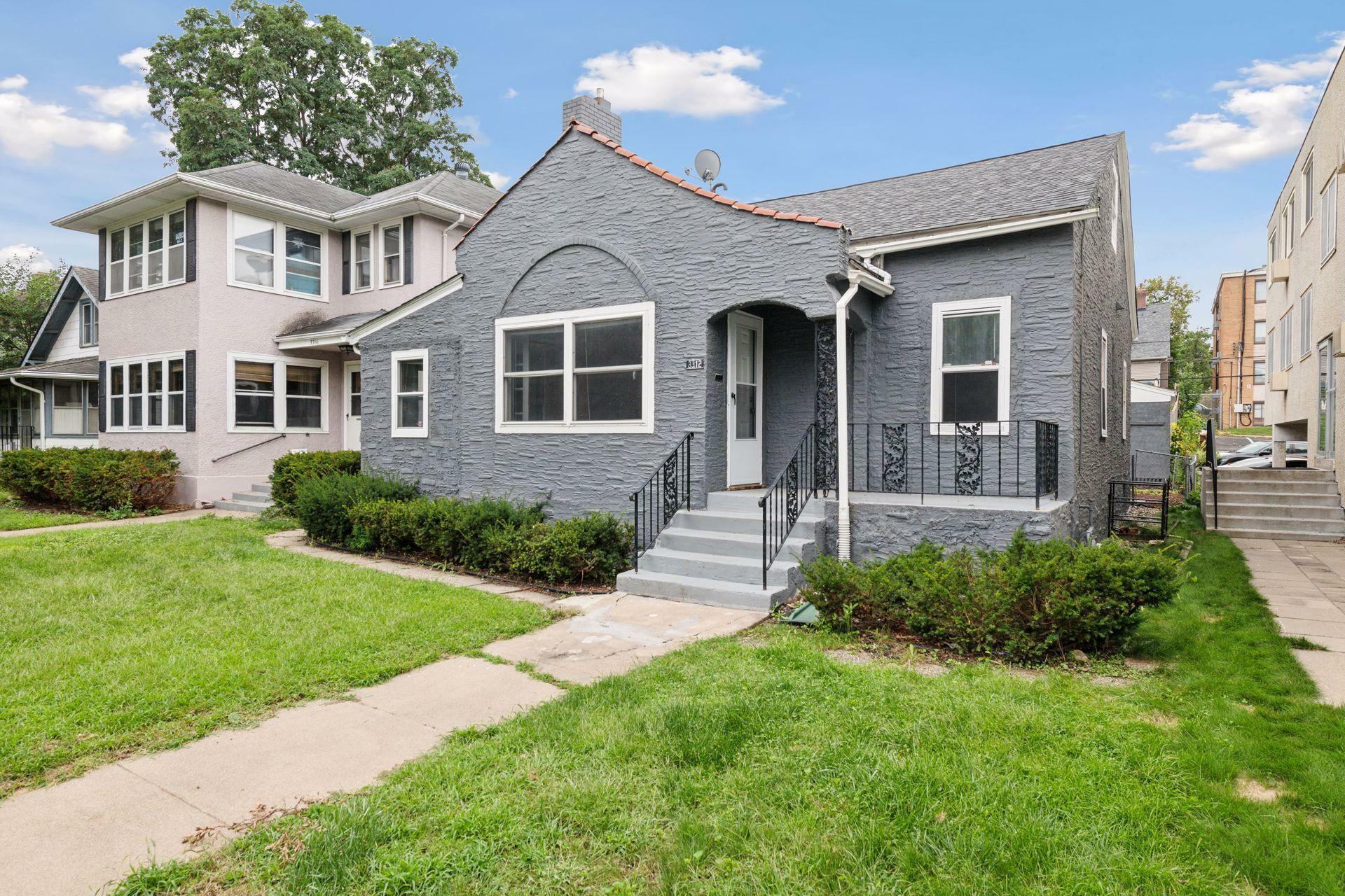 Property Photo:  3312 Girard Avenue S  MN 55408 