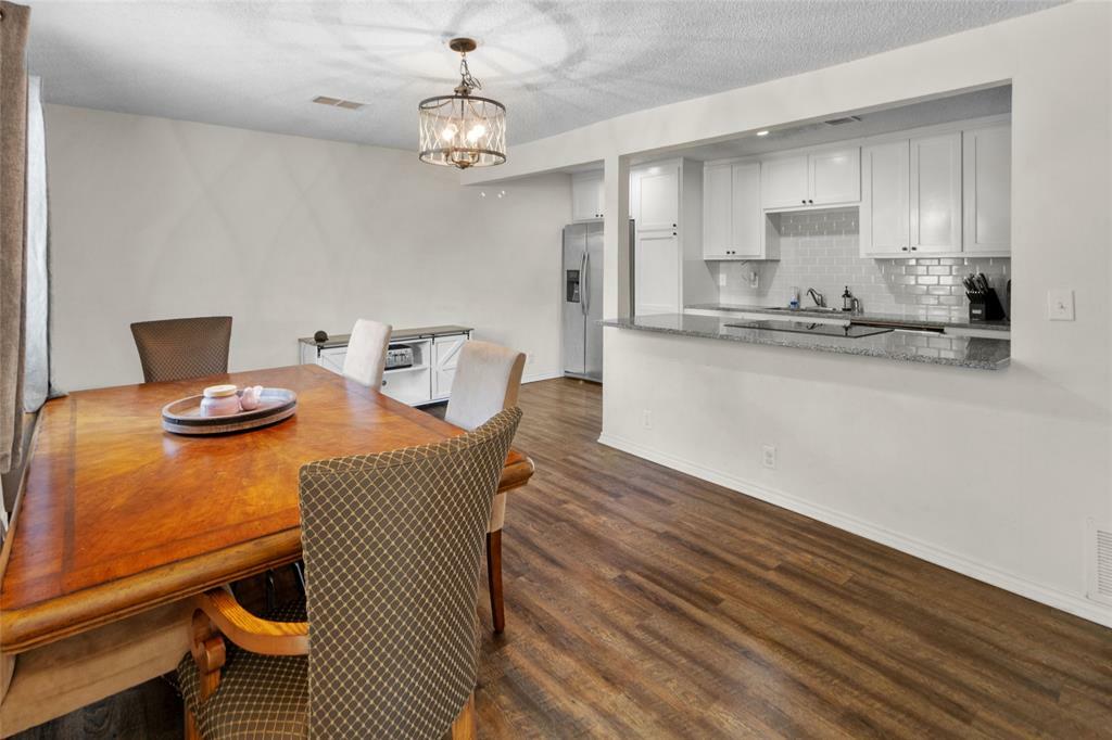 Property Photo:  141 E McKinney Avenue  TX 75432 