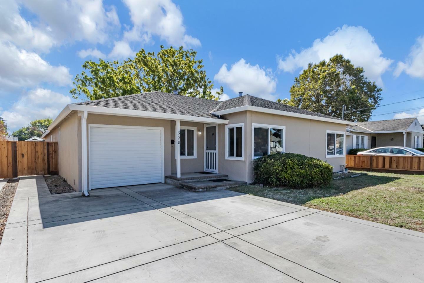 Property Photo:  328 North Murphy Avenue  CA 94085 