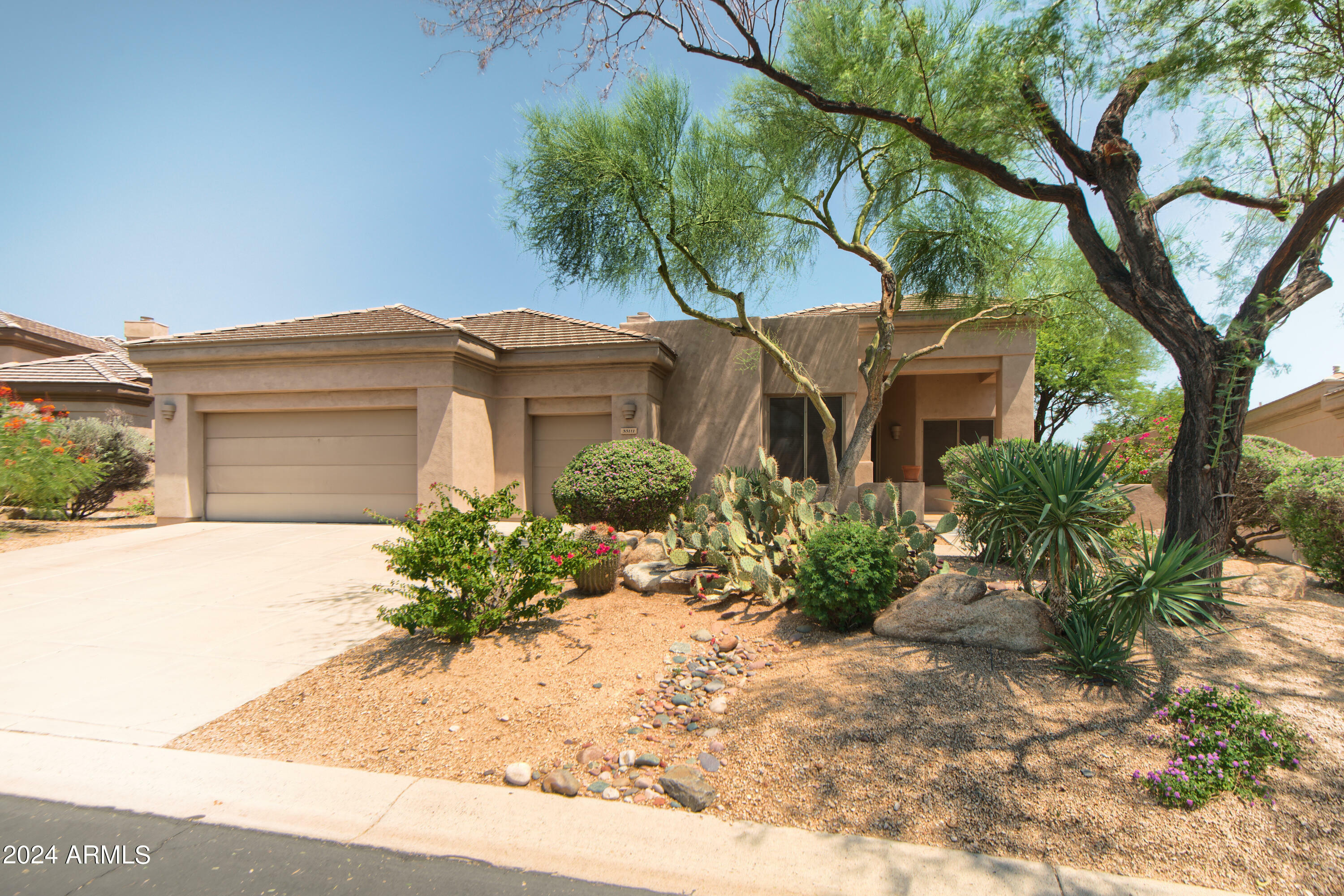 Property Photo:  33111 N 71st Way  AZ 85266 