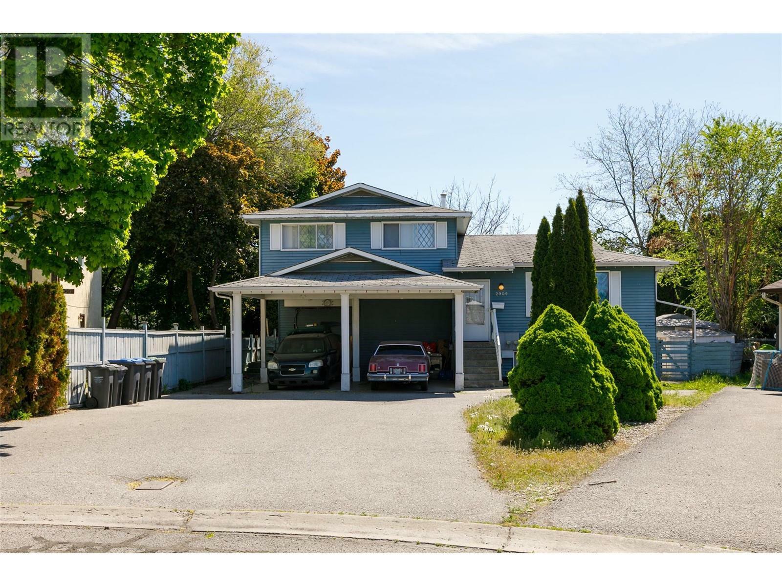 Property Photo:  2909 Bouvette Street  BC V1Y 3K5 