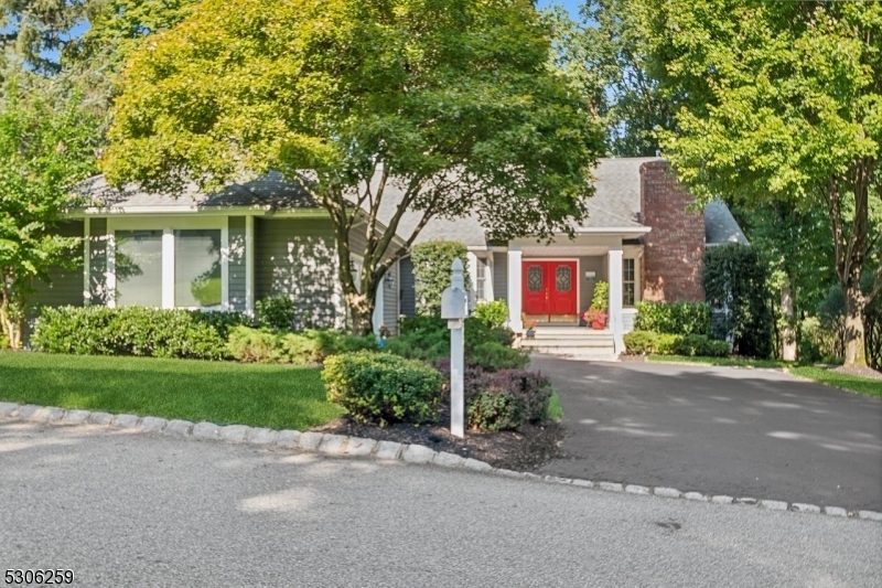 Property Photo: 15 Gatehouse Rd NJ 07921