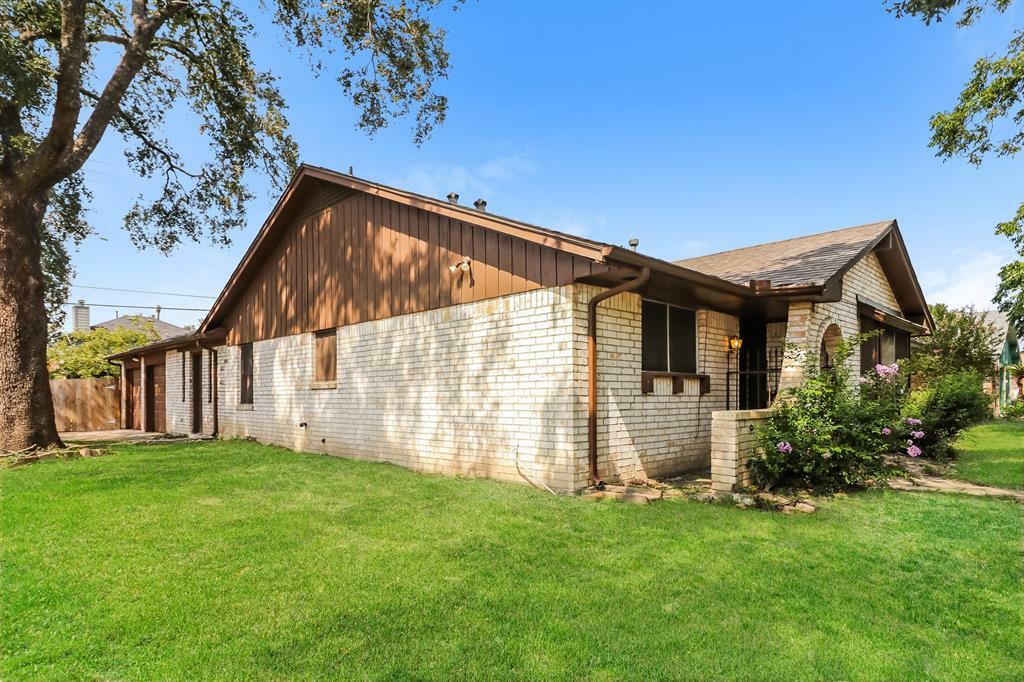 Property Photo:  8403 Bigwood Street  TX 77078 