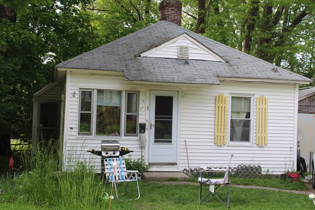 Property Photo:  3 Brief Street  MA 01604 