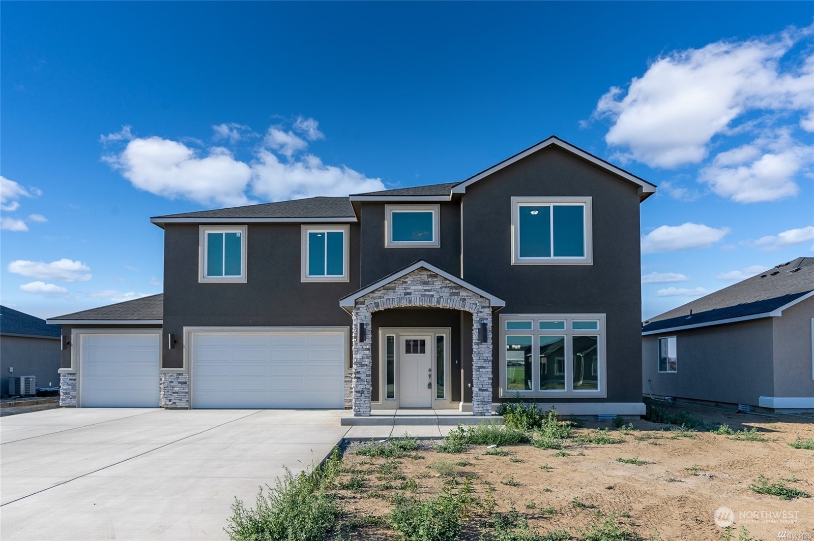 1405  7th Avenue NE  Quincy WA 98848 photo