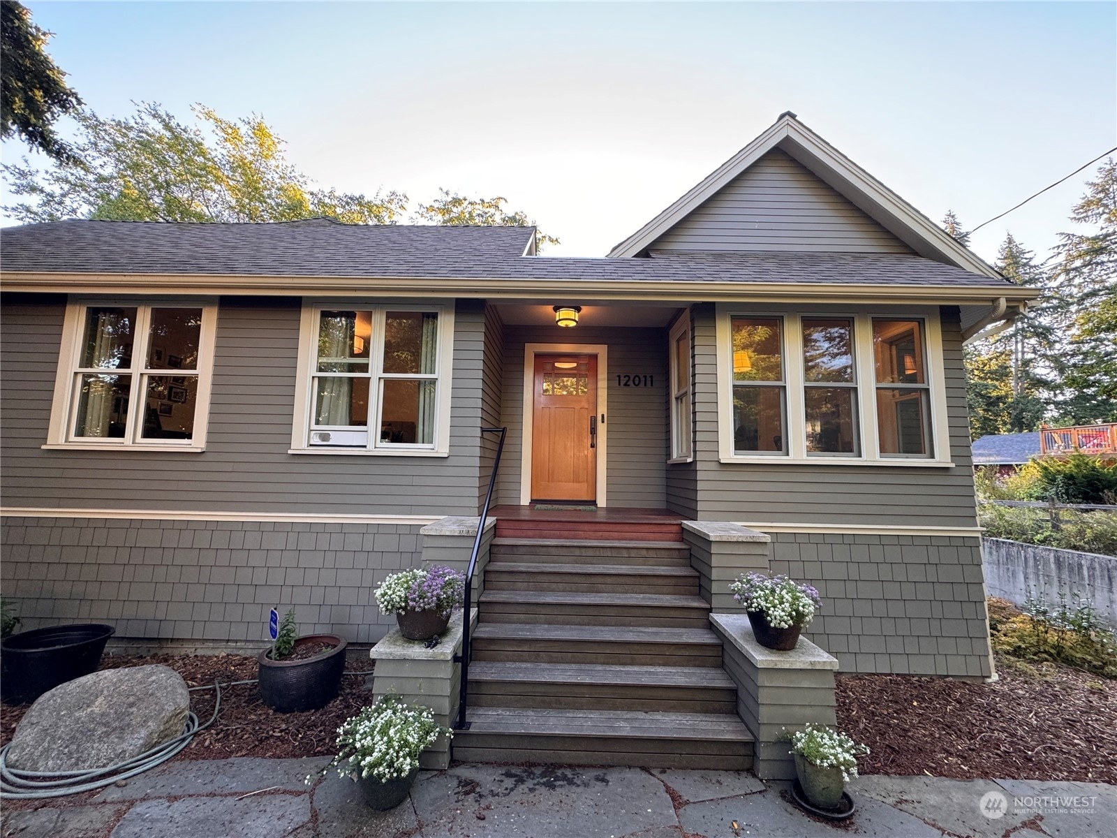 Property Photo: 12011 38th Avenue NE WA 98125