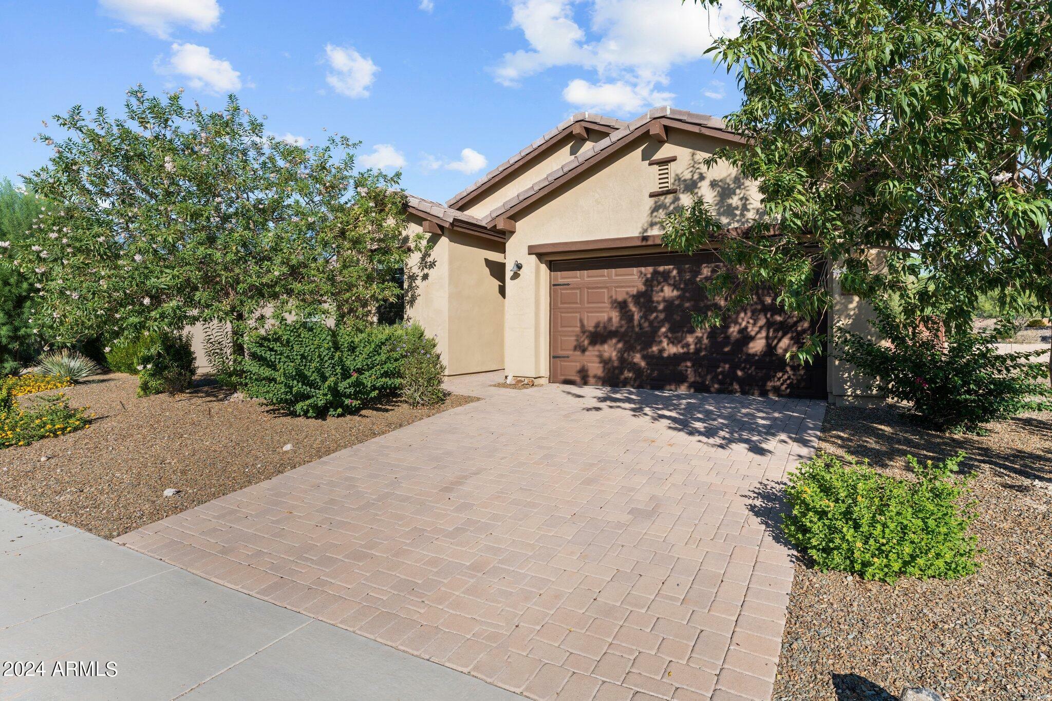 Property Photo:  4274 Sawbuck Way  AZ 85390 