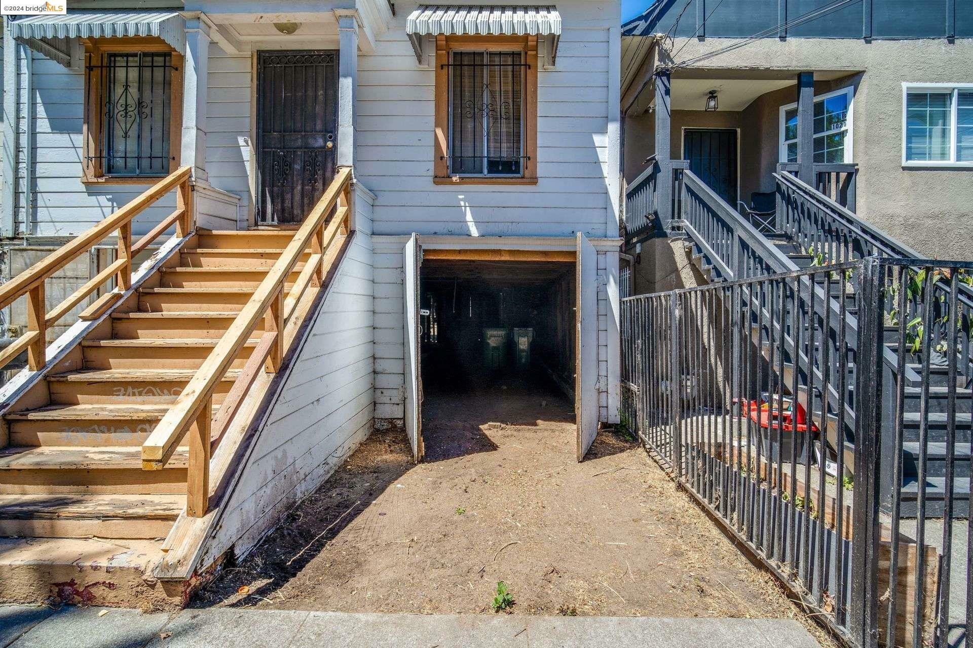 Property Photo:  1019 Campbell Street  CA 94607 