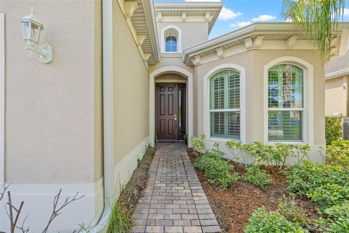 Property Photo: 1812 Pacific Dunes Drive FL 33573