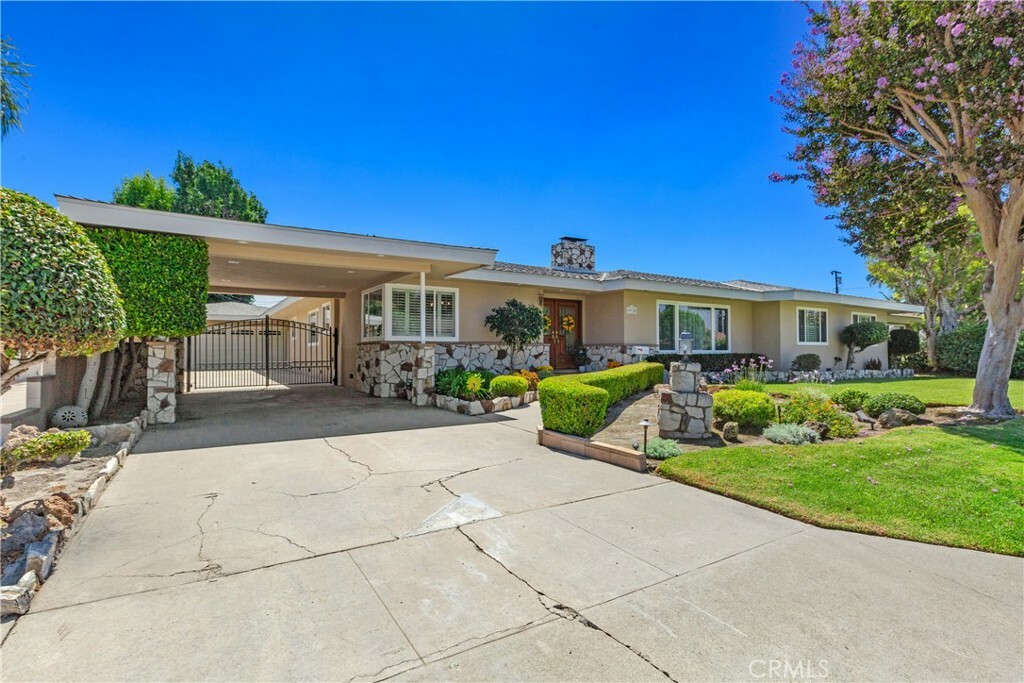 Property Photo:  9910 Haledon Avenue  CA 90240 