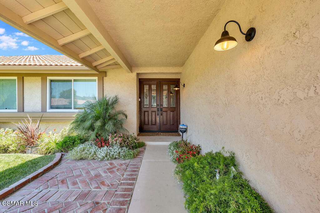 Property Photo:  13175 Golondrina Street  CA 93021 