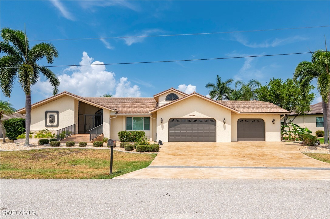 Property Photo:  5005 Useppa Court  FL 33950 