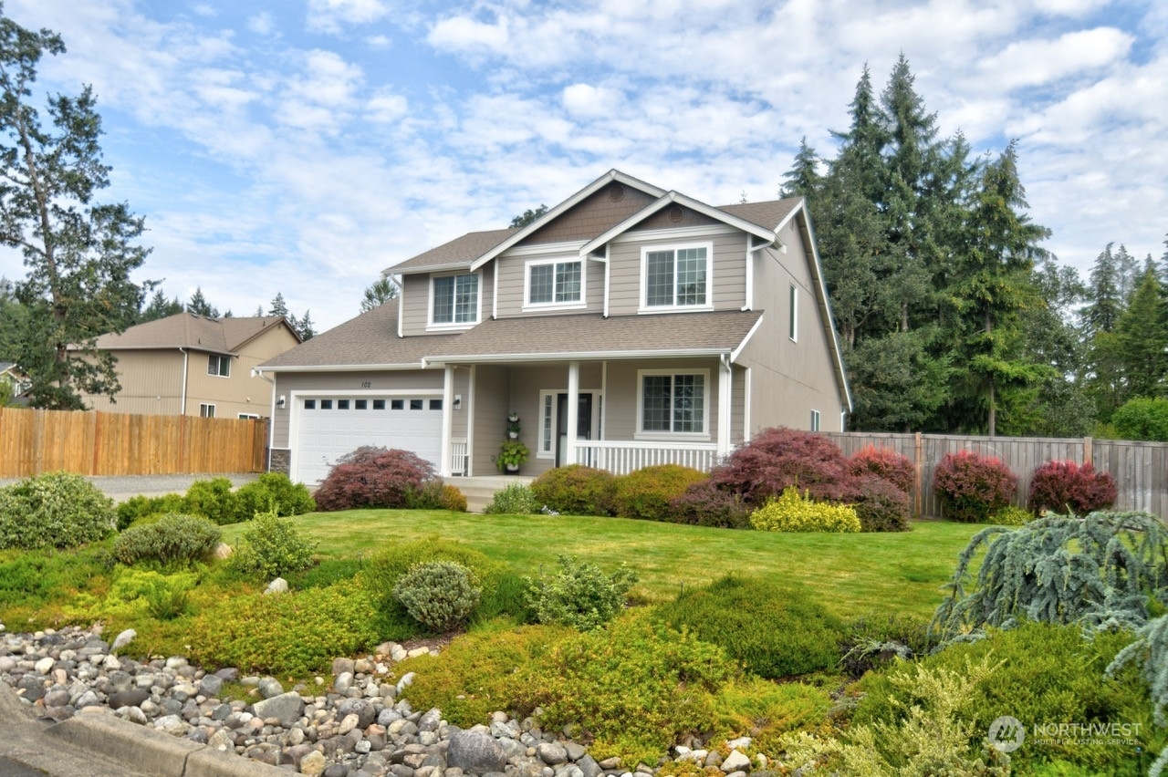 Property Photo:  102 Crimson Court SE  WA 98576 