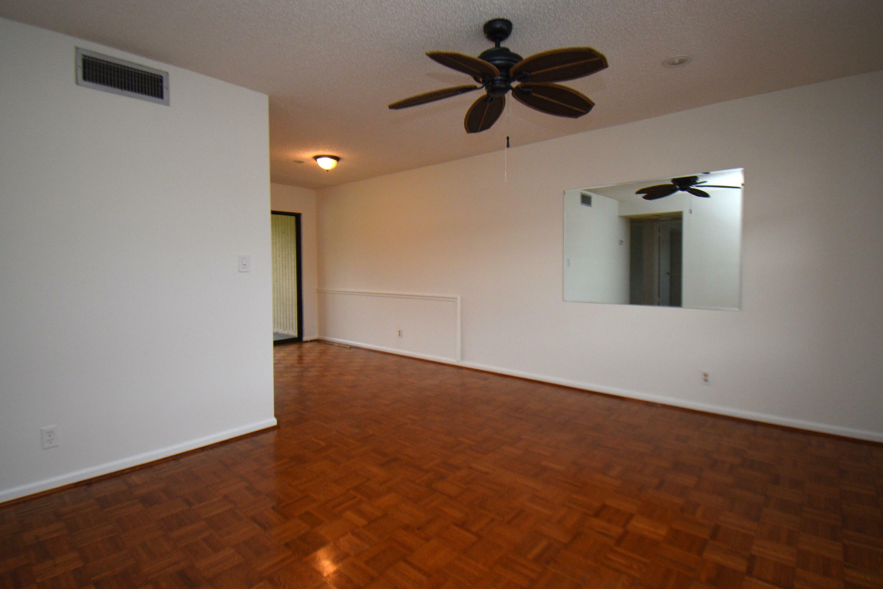 Property Photo:  4213 Oak Terrace Drive  FL 33463 