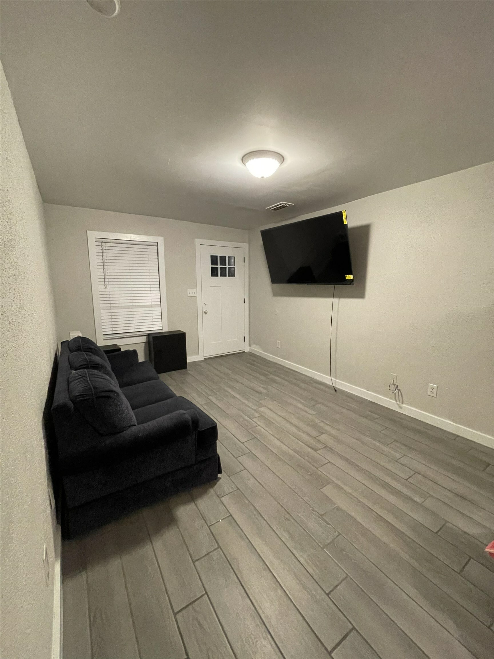 Property Photo:  208 Putnam Drive 1,2,3  FL 32301 