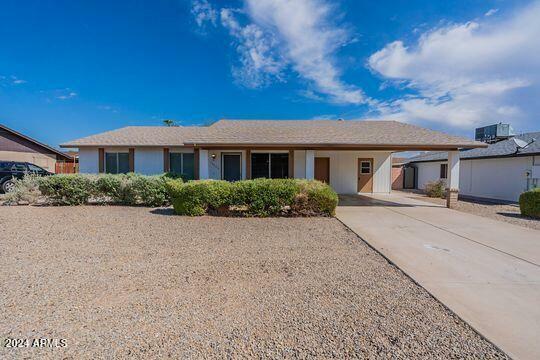 Property Photo:  10450 W Echo Lane  AZ 85345 