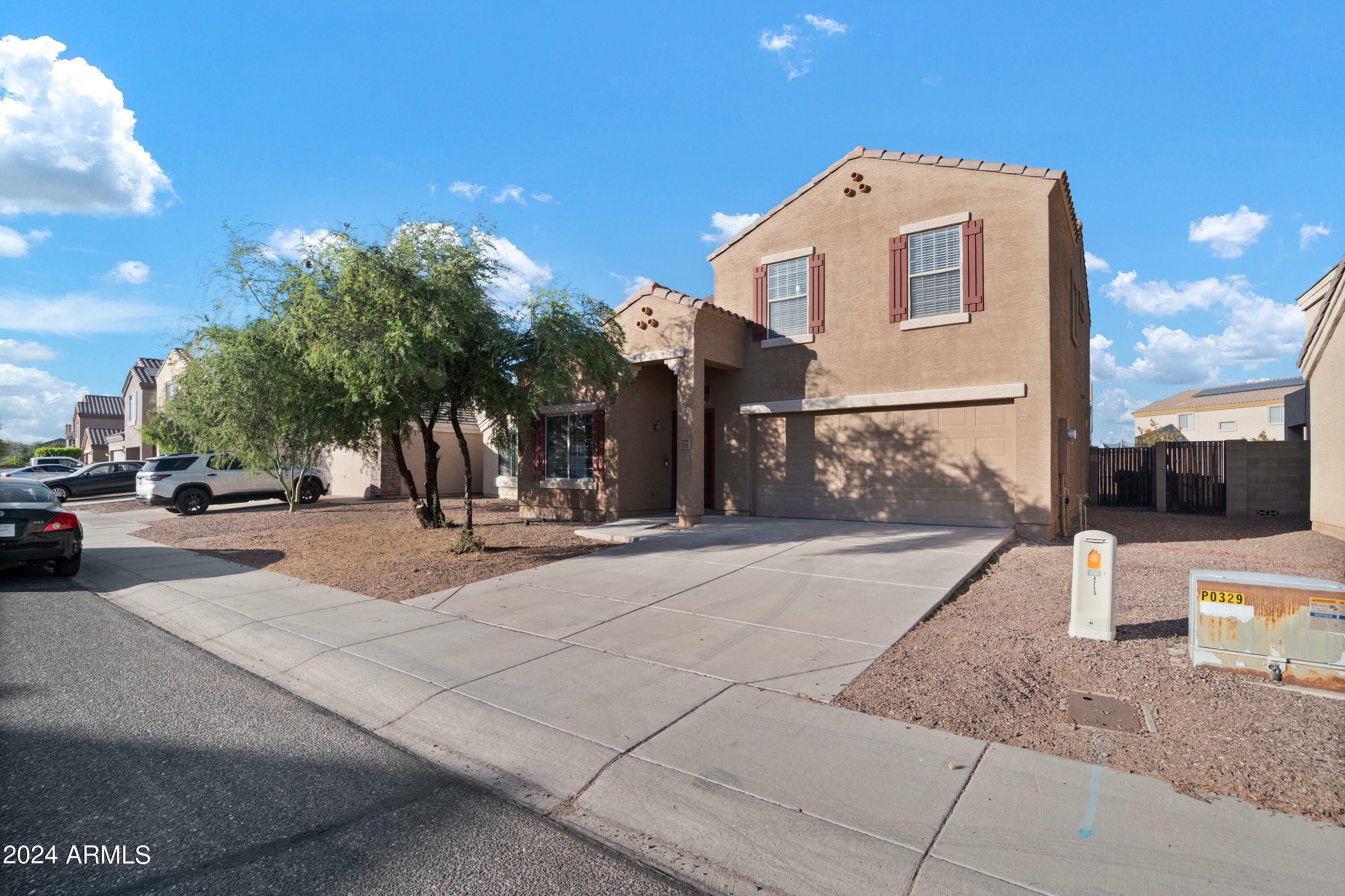 Property Photo:  4719 N 112th Glen  AZ 85037 