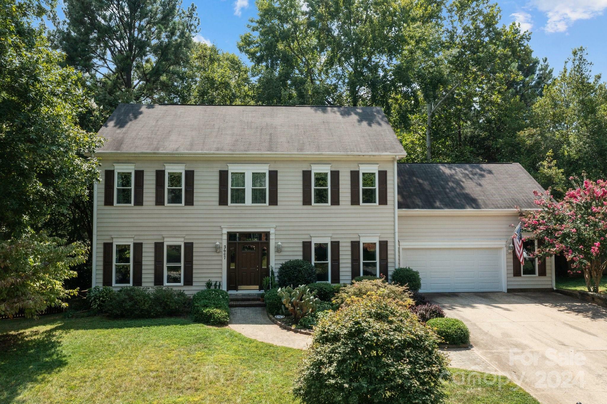 Property Photo:  3607 Mallard Cove Court  NC 28269 