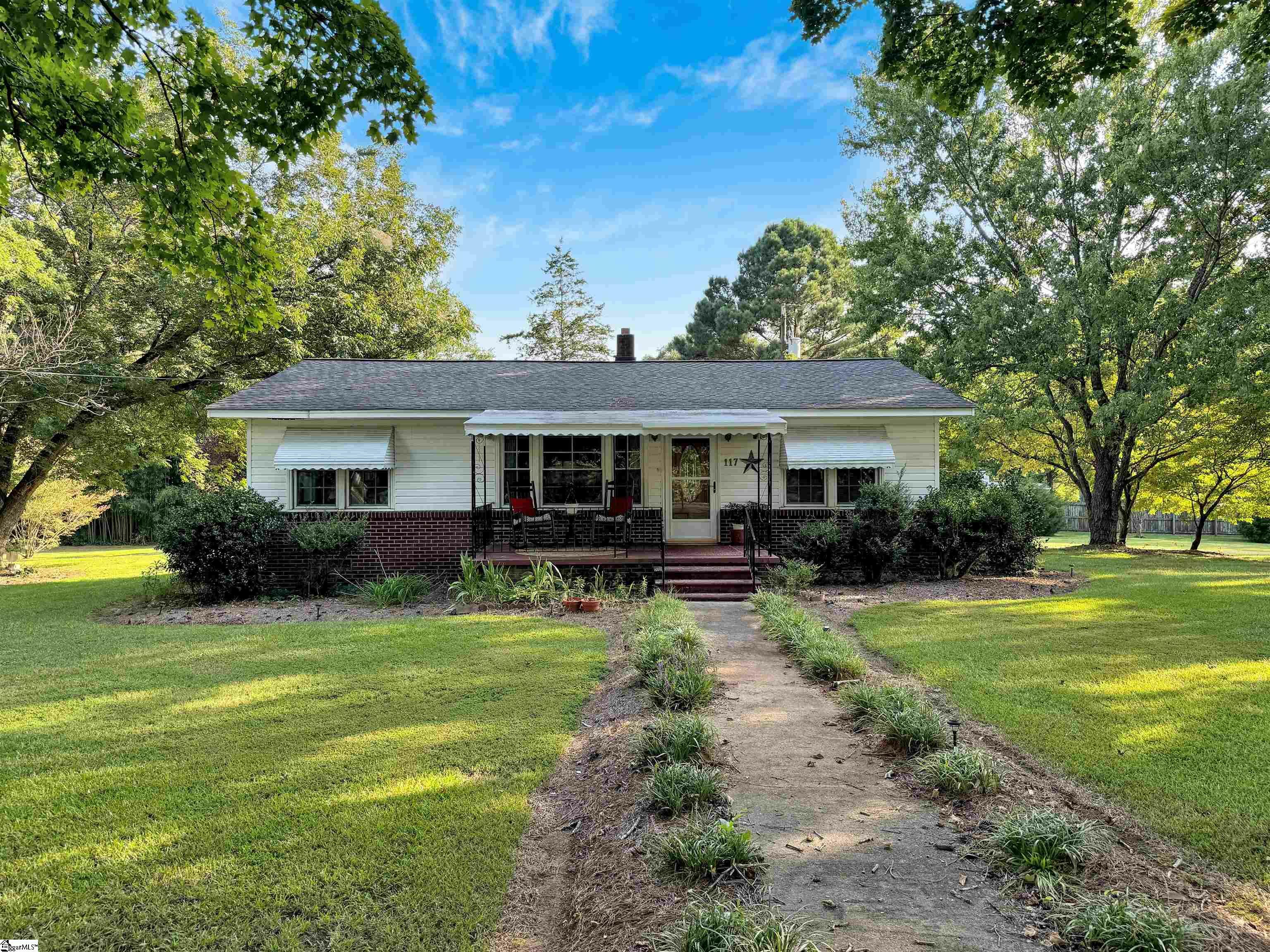 Property Photo:  117 Washington Road  SC 29330 