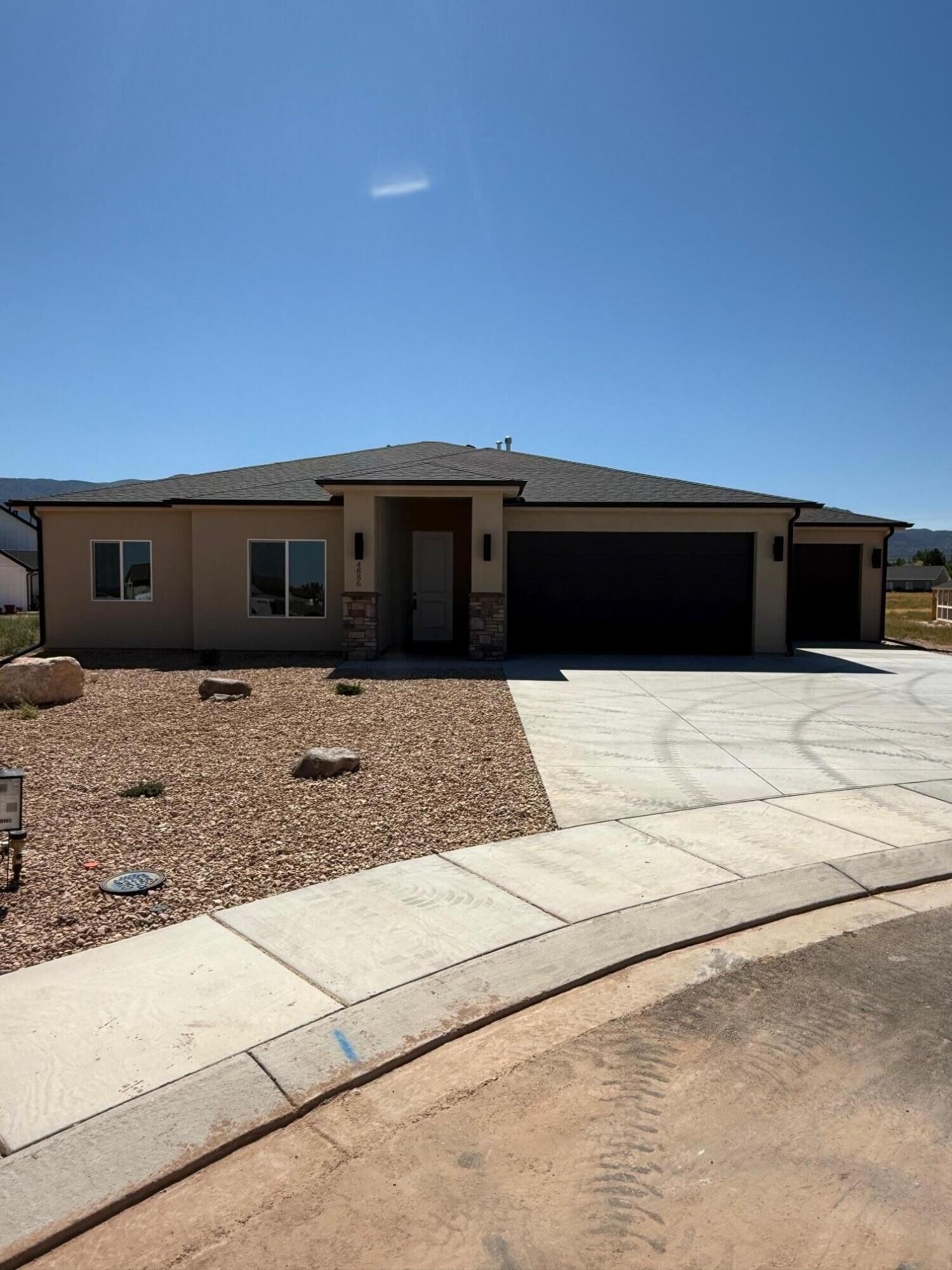 Property Photo: 4886 N Springfield Cir Lot 13 UT 84721