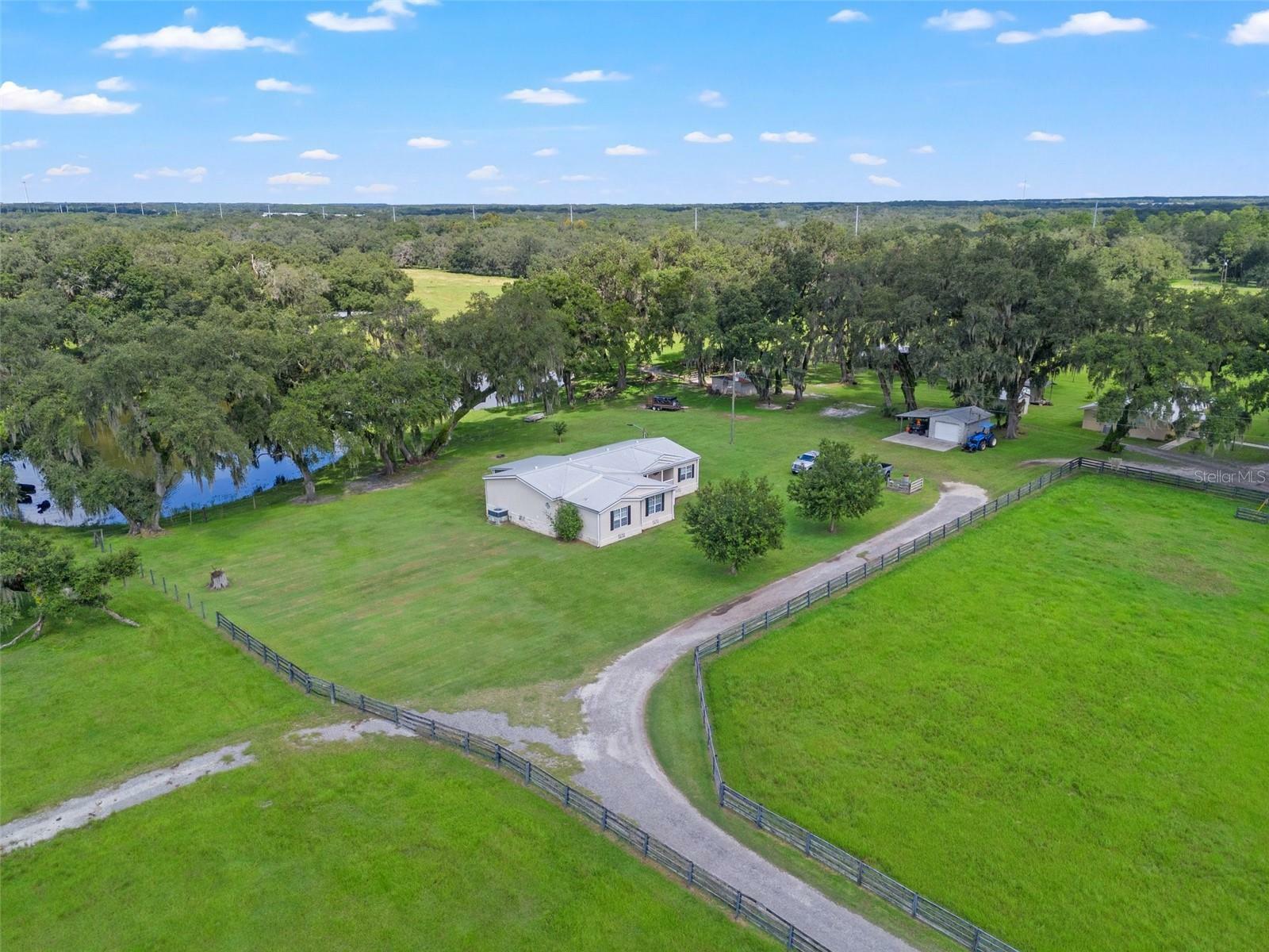 Property Photo:  4229 &Amp 4235 Ryals Road  FL 33541 