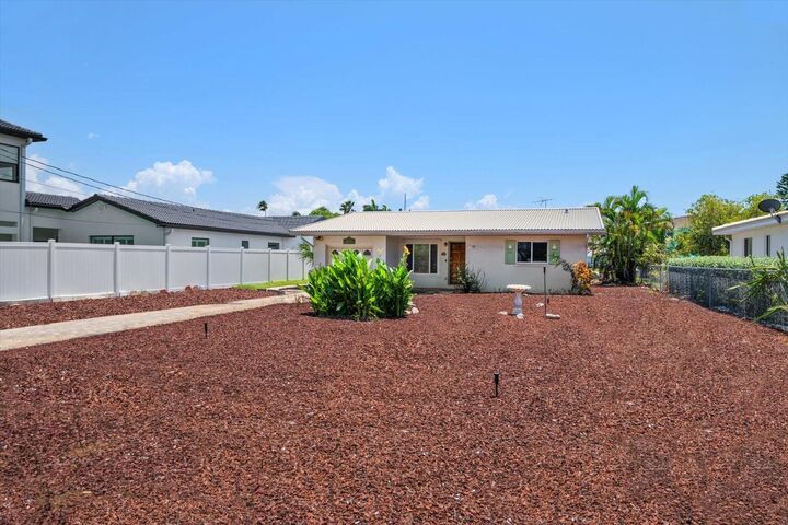 Property Photo: 16013 Redington Drive FL 33708